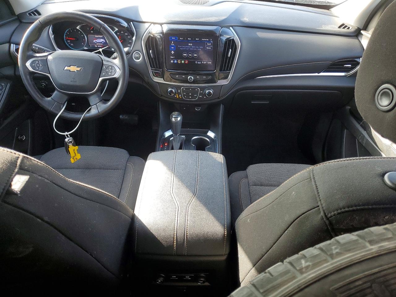 2020 CHEVROLET TRAVERSE LT photo 8