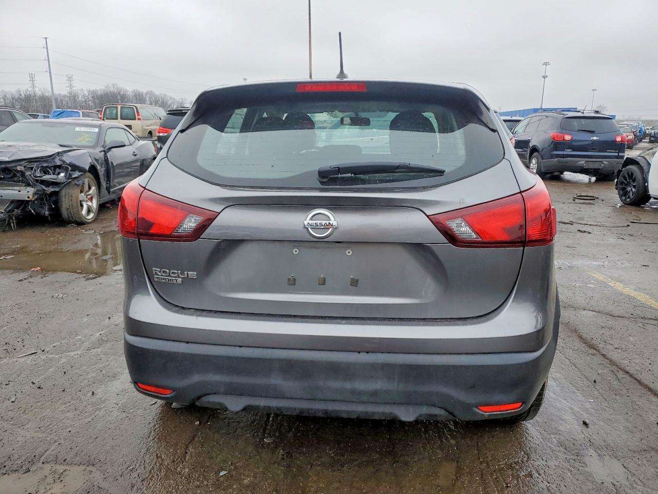 2018 NISSAN ROGUE SPORT S photo 6