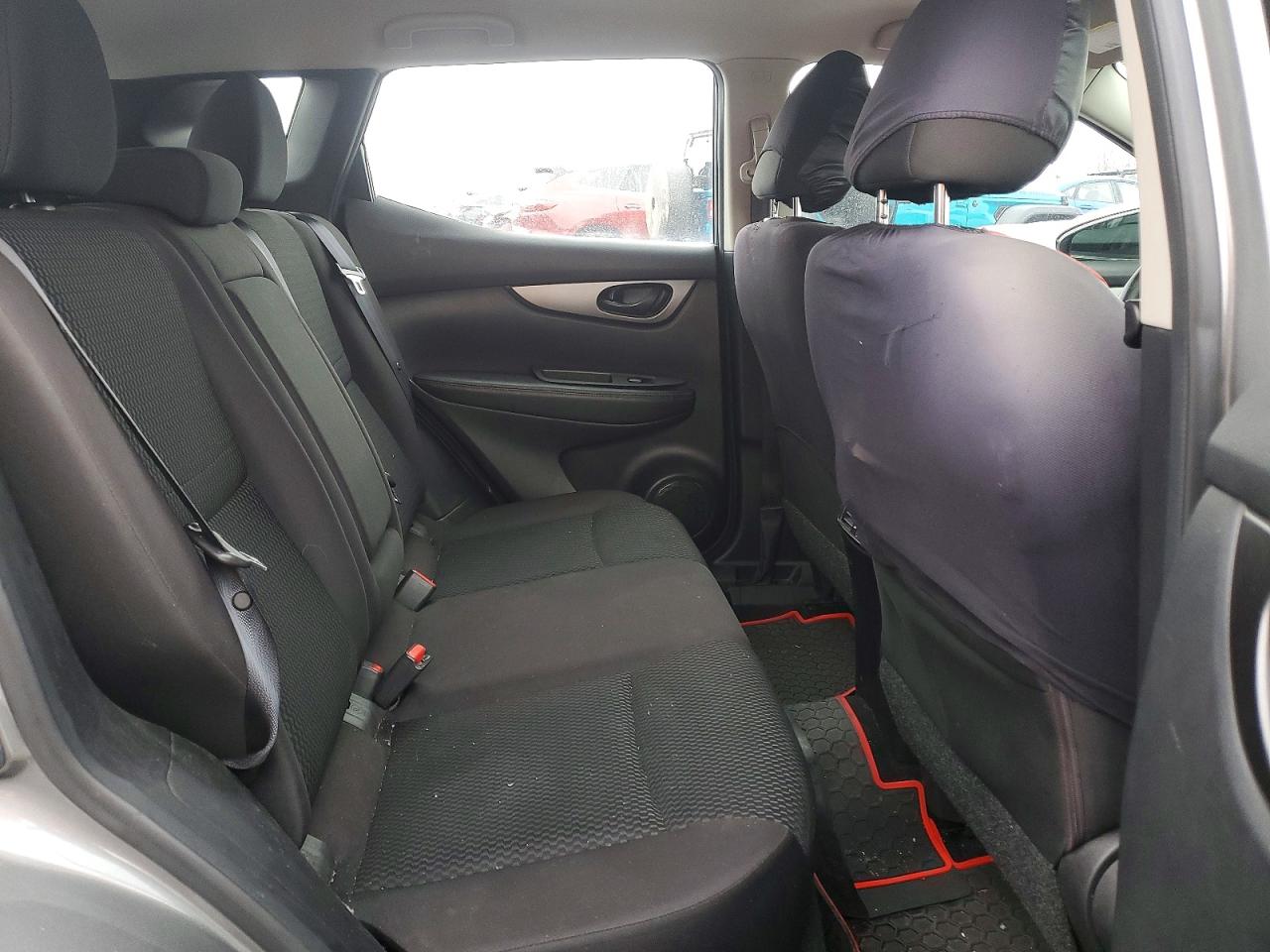 2018 NISSAN ROGUE SPORT S photo 11