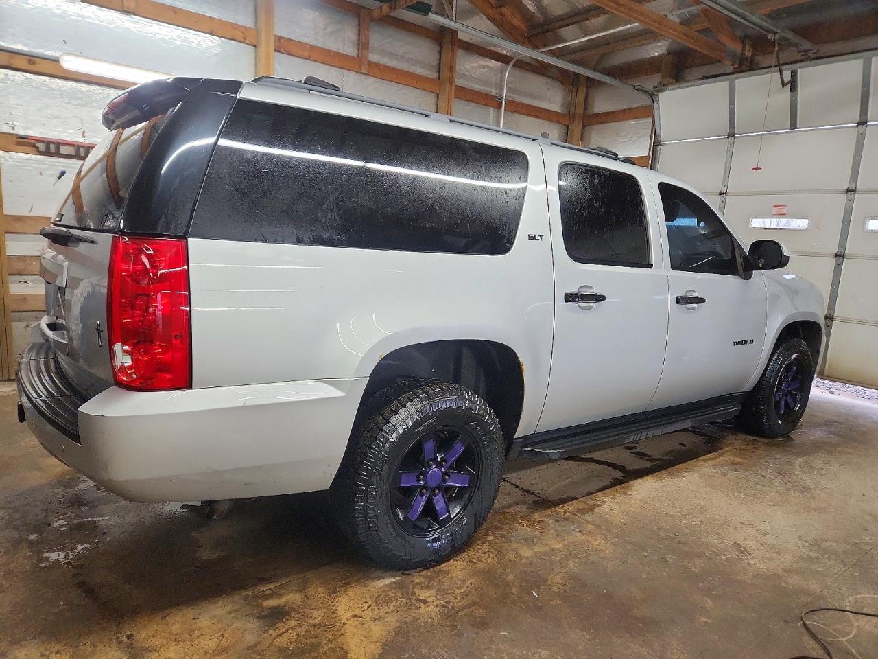 2014 GMC YUKON XL K1500 SLT photo 3