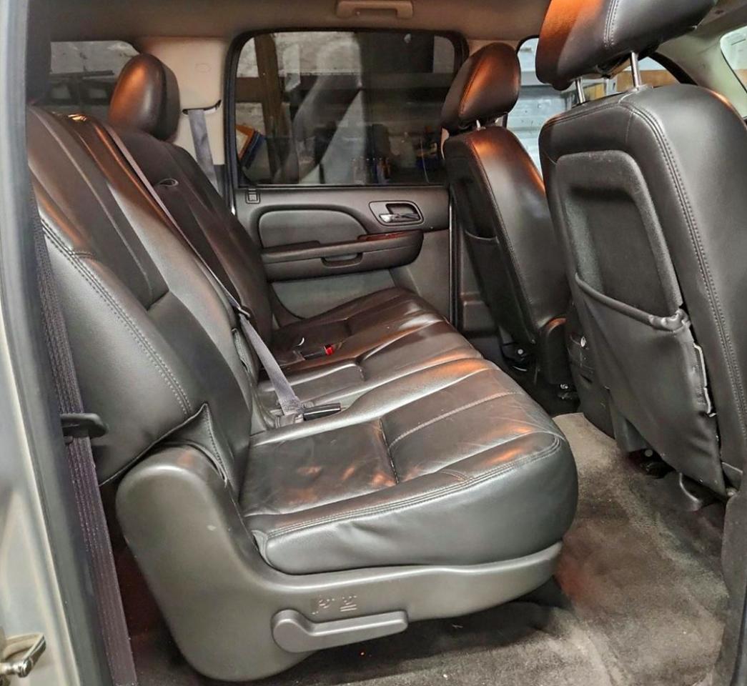2014 GMC YUKON XL K1500 SLT photo 11