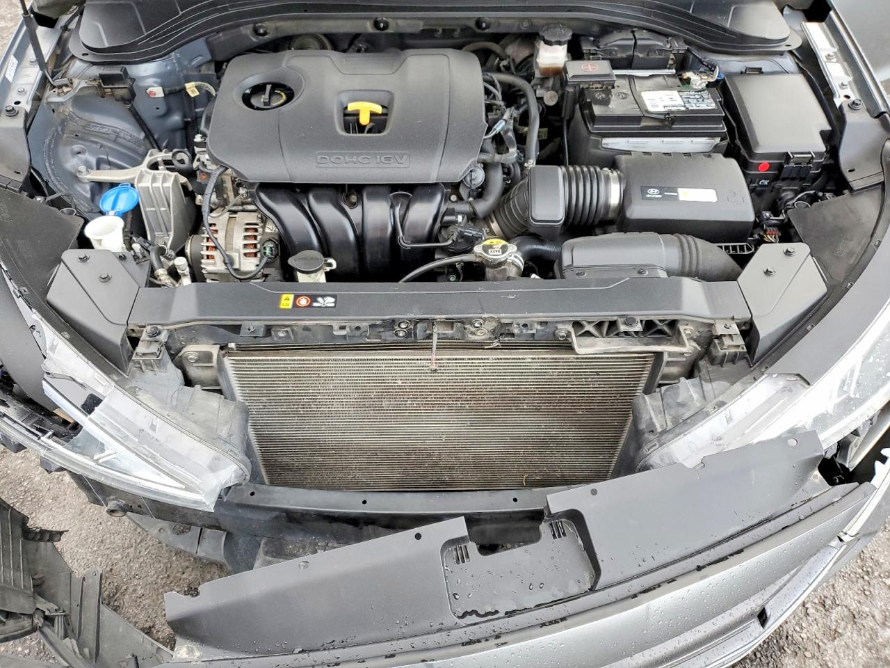2019 HYUNDAI ELANTRA SE photo 11