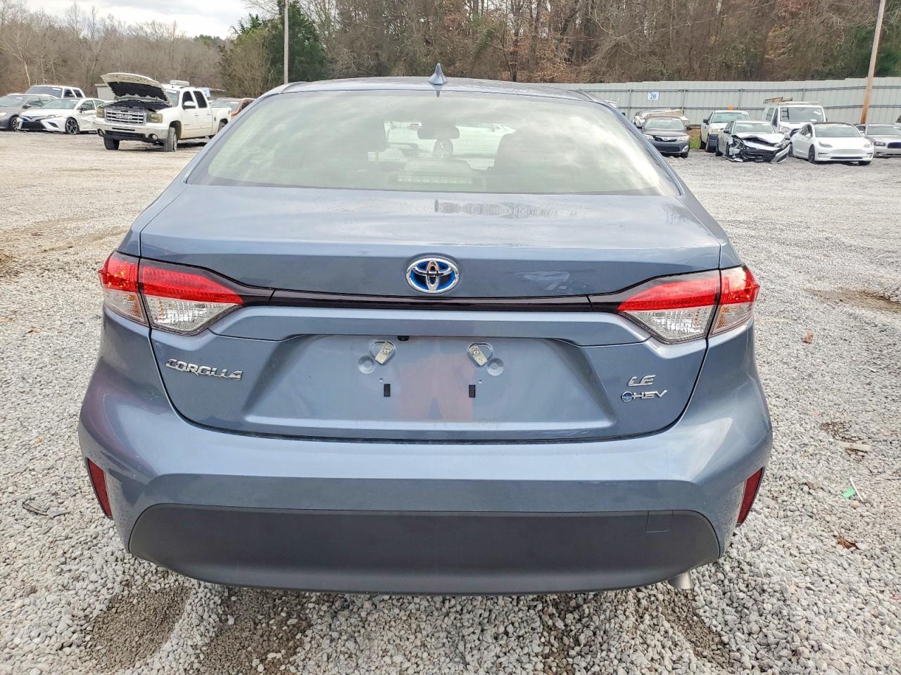 2025 TOYOTA COROLLA LE photo 6