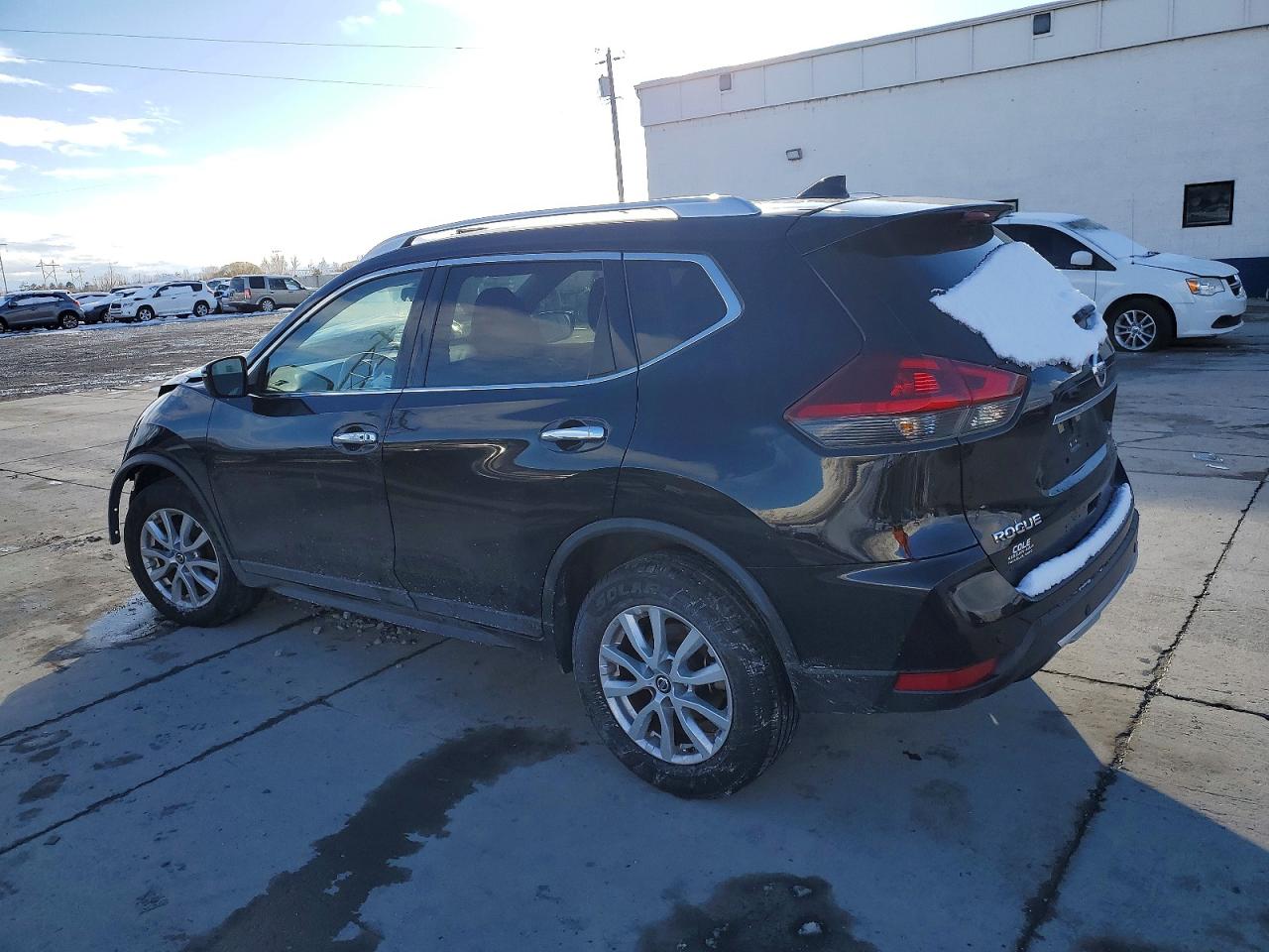 2020 NISSAN ROGUE S photo 2