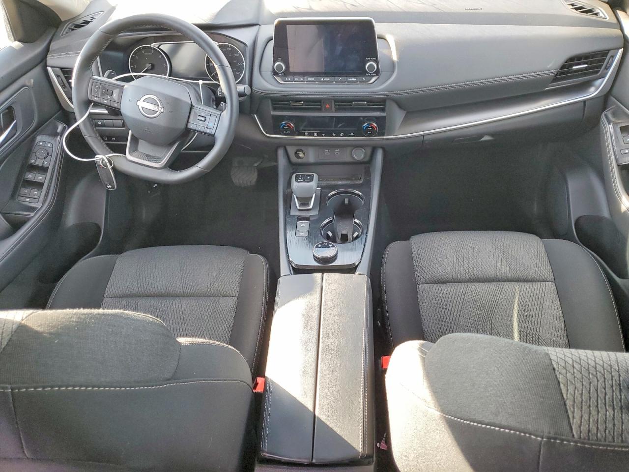 2025 NISSAN ROGUE SV photo 8
