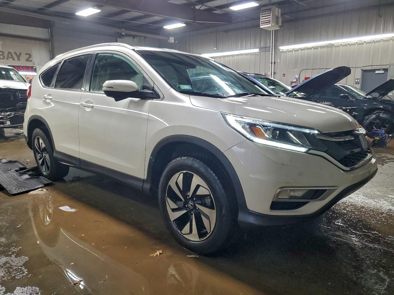 2016 HONDA CR-V TOURING photo 4