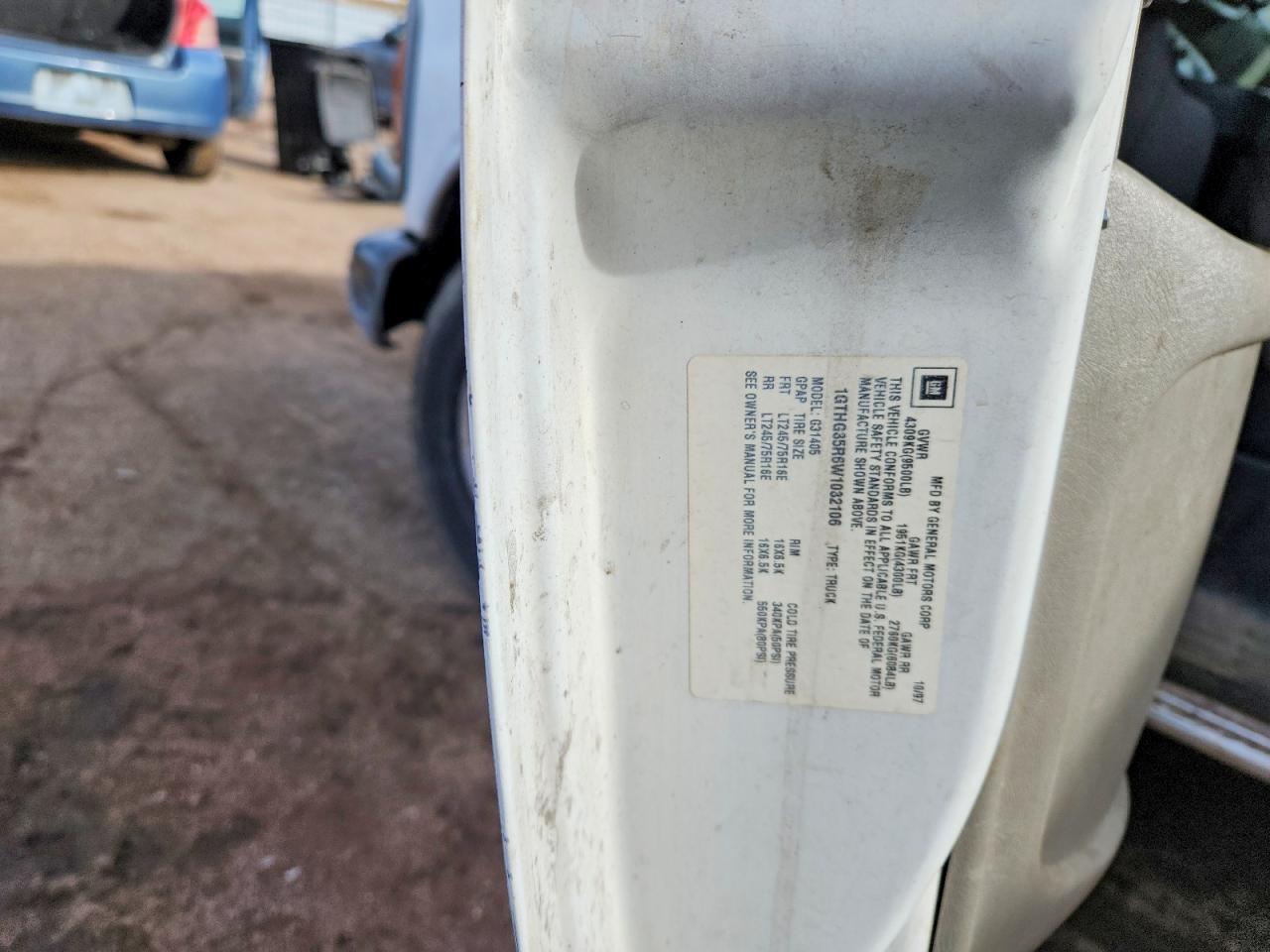 1998 GMC SAVANA CARGO photo 12