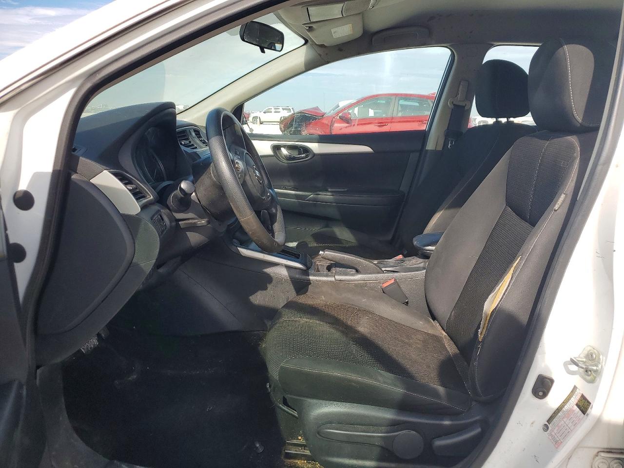 2018 NISSAN SENTRA S photo 7