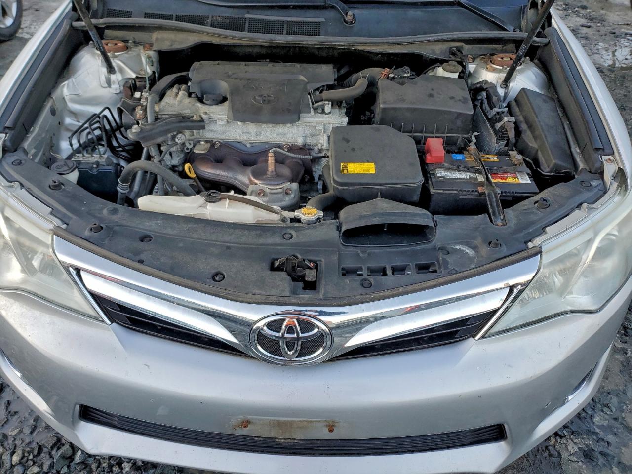 2013 TOYOTA CAMRY L photo 11