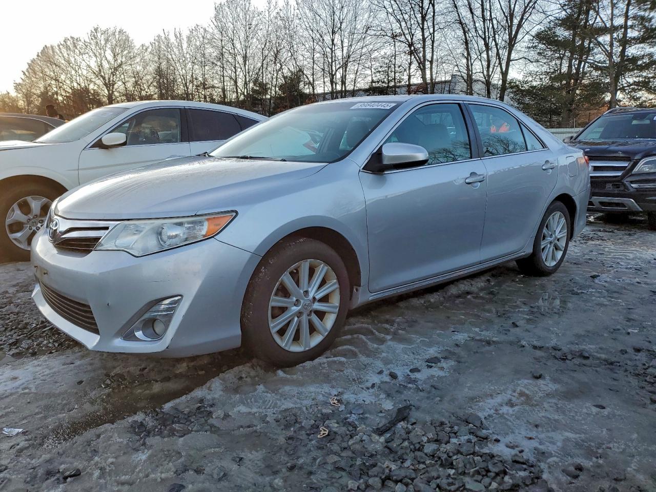 2013 TOYOTA CAMRY