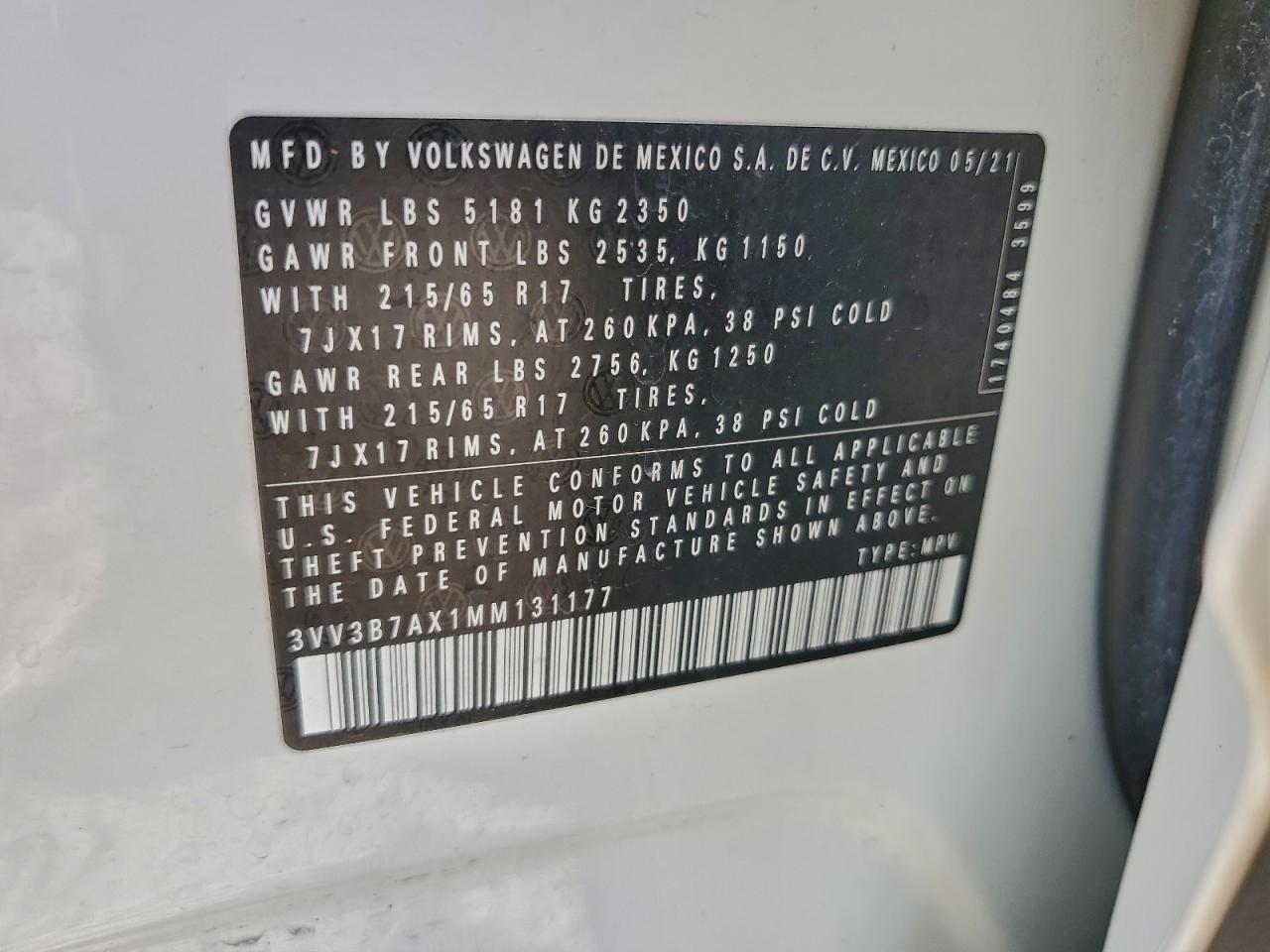 2021 VOLKSWAGEN TIGUAN SE photo 13
