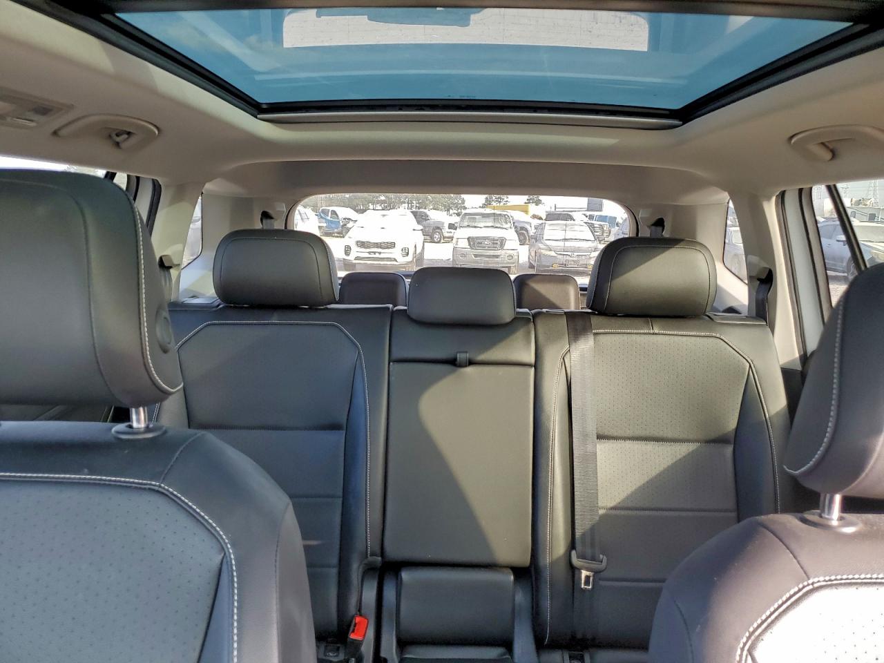 2021 VOLKSWAGEN TIGUAN SE photo 10
