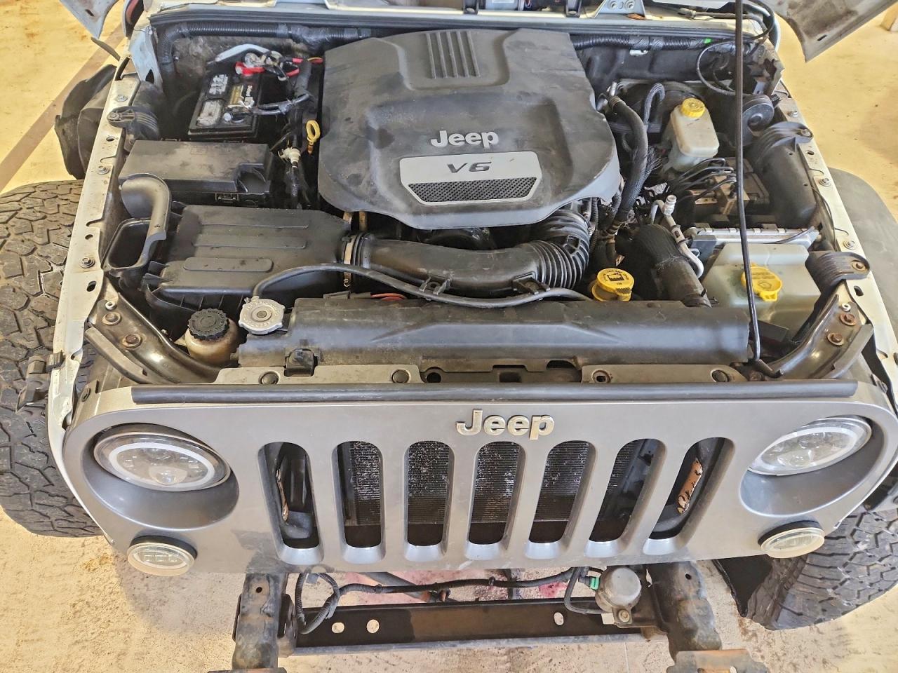 2015 JEEP WRANGLER UNLIMITED SPORT photo 11