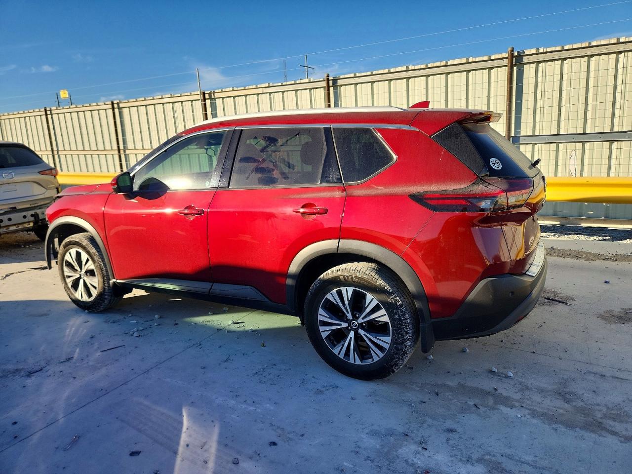 2021 NISSAN ROGUE SV photo 2