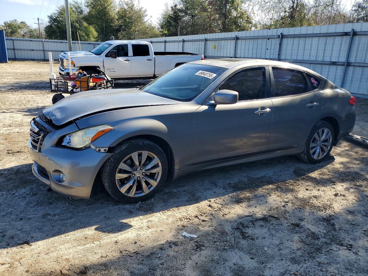 2012 INFINITI M37