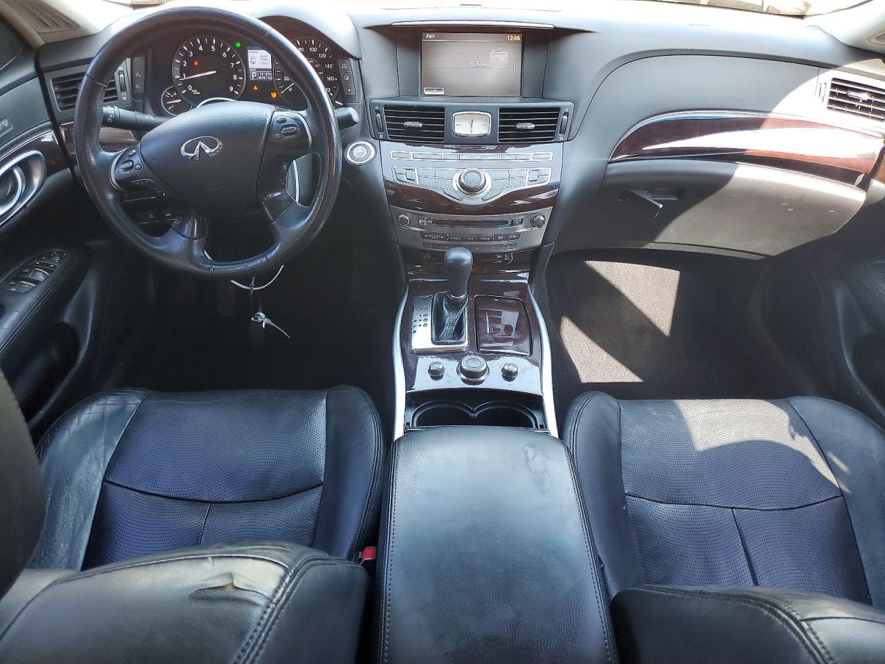 2012 INFINITI M37 X photo 8