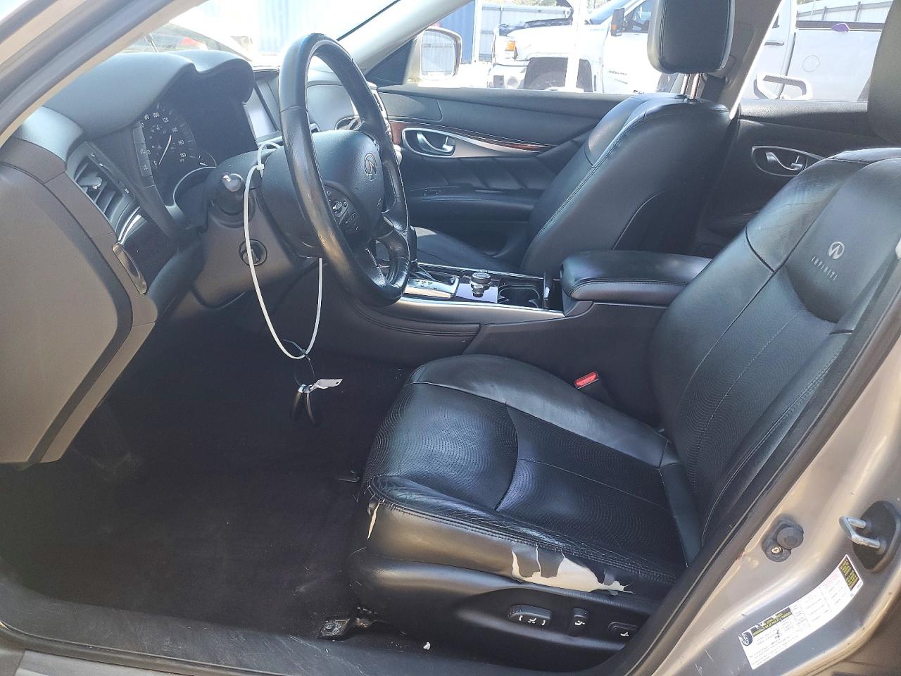 2012 INFINITI M37 X photo 7