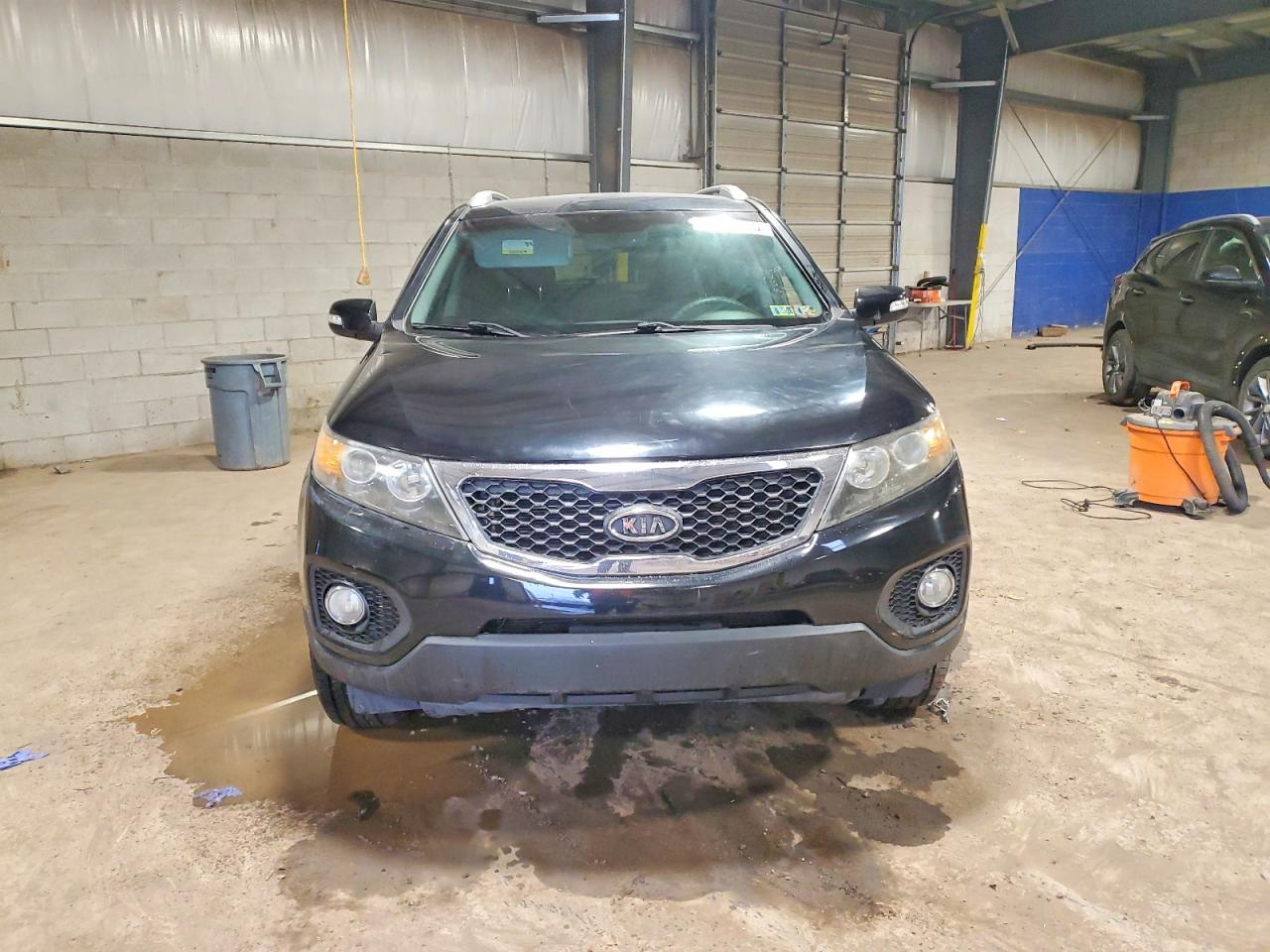 2011 KIA SORENTO BASE photo 5