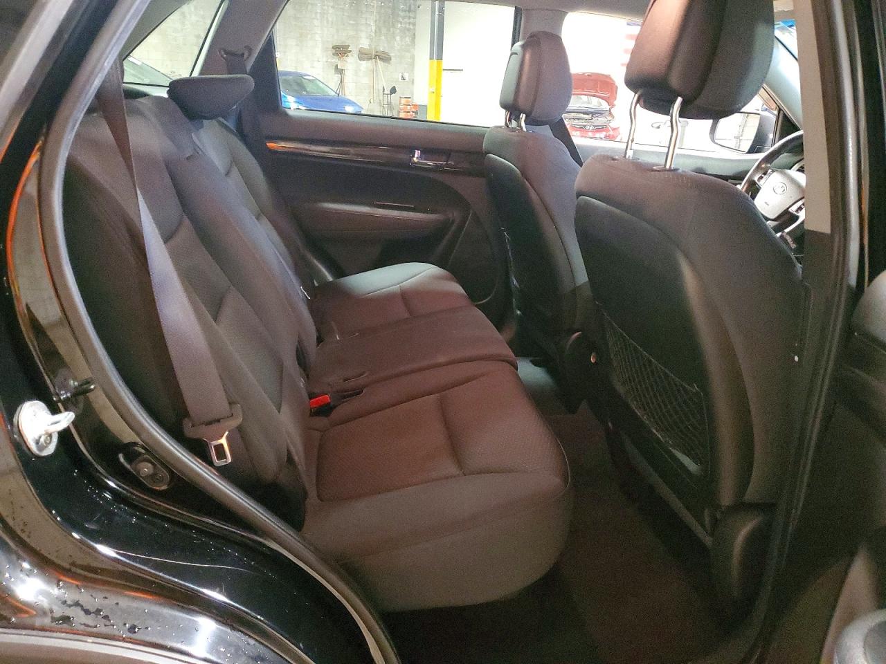 2011 KIA SORENTO BASE photo 10