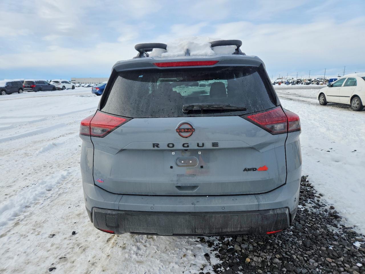 2025 NISSAN ROGUE SV photo 6