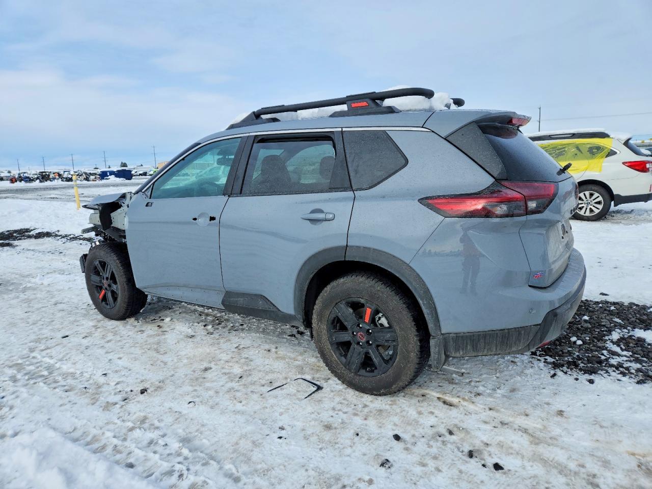 2025 NISSAN ROGUE SV photo 2