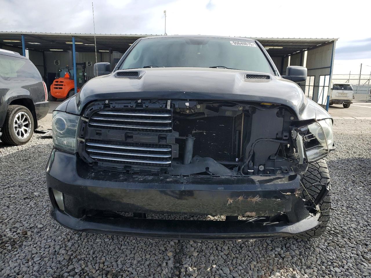 2014 RAM 1500 SPORT photo 5