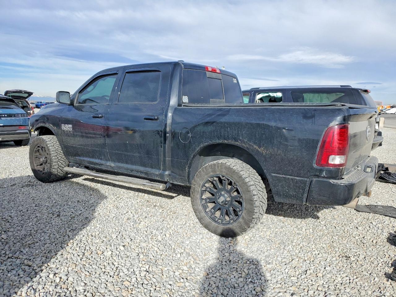 2014 RAM 1500 SPORT photo 2