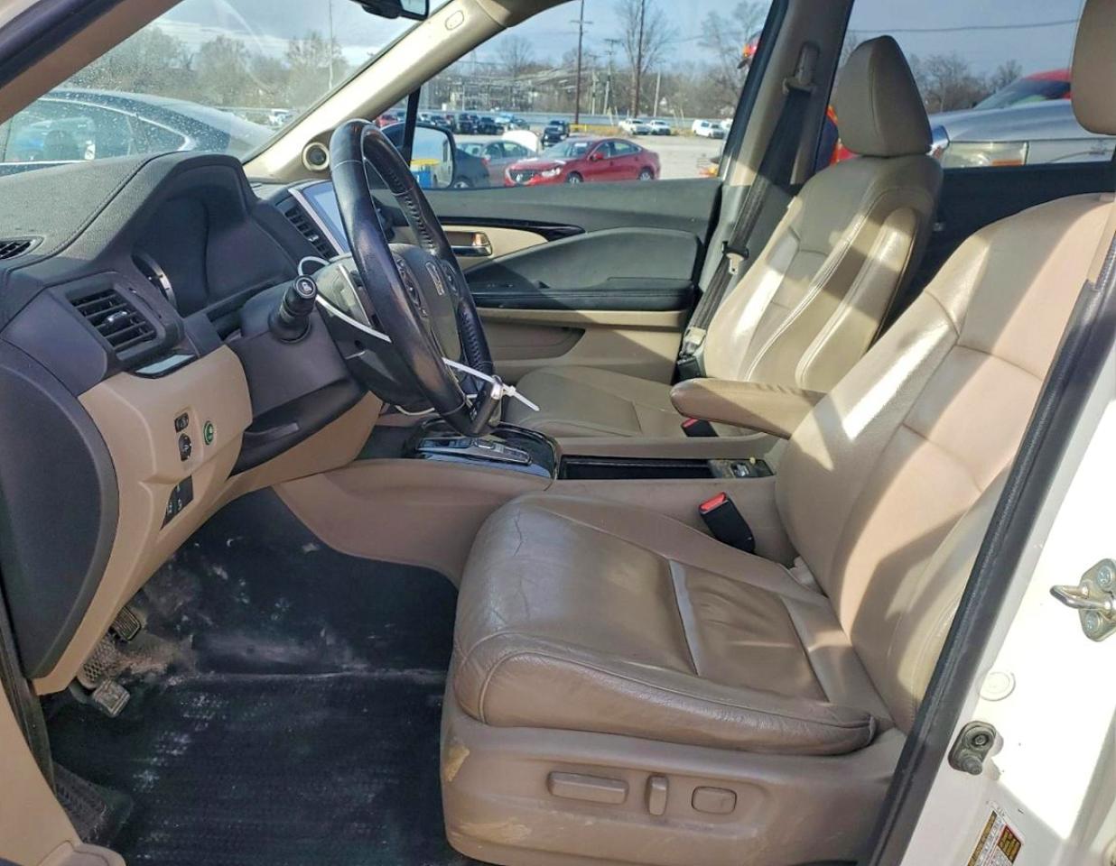 2016 HONDA PILOT TOURING photo 7