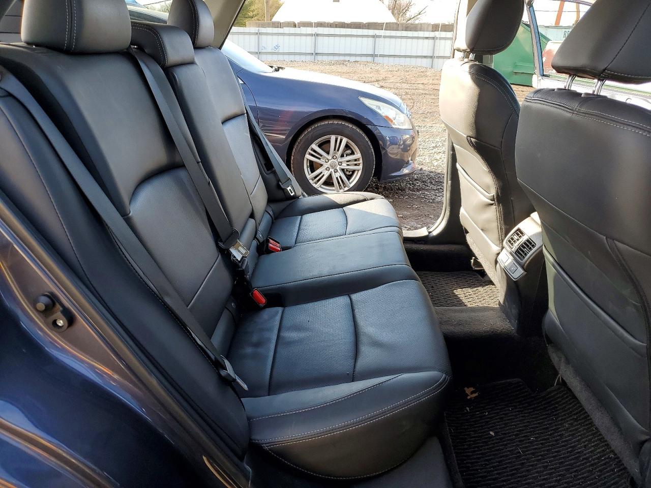 2015 SUBARU OUTBACK 3.6R LIMITED photo 10