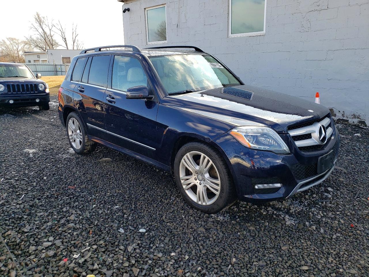 2015 MERCEDES-BENZ GLK 350 4MATIC photo 4