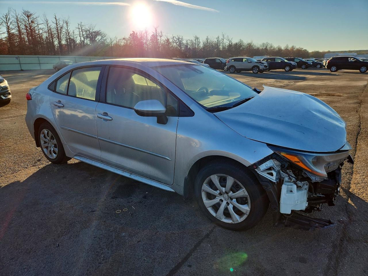 2022 TOYOTA COROLLA LE photo 4