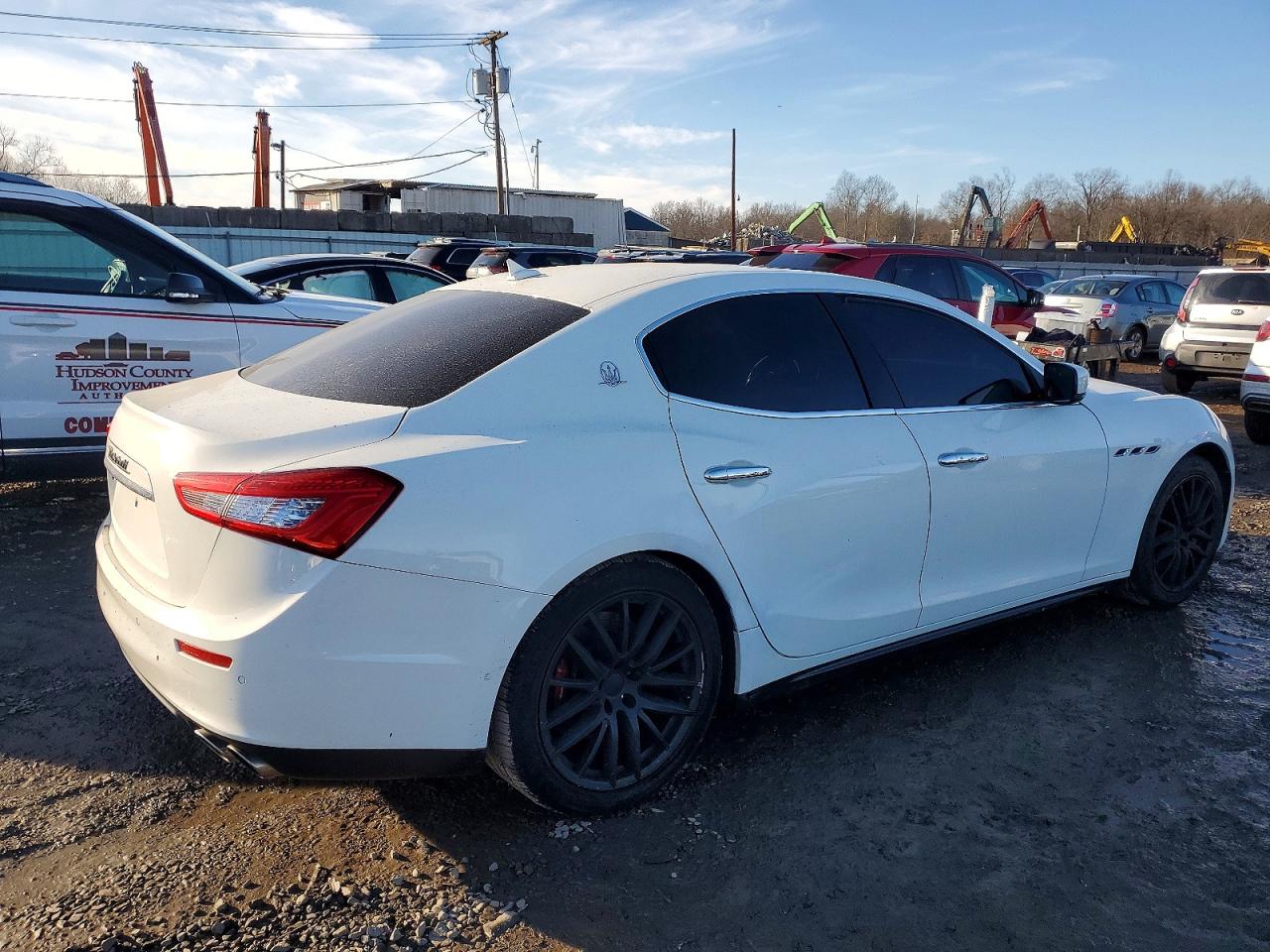 2014 MASERATI GHIBLI S photo 3