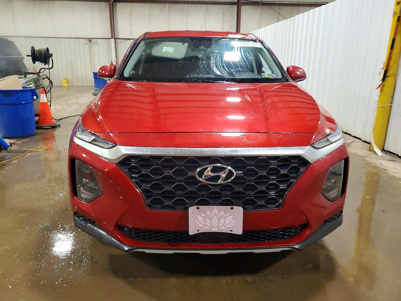 2019 HYUNDAI SANTA FE SE photo 9