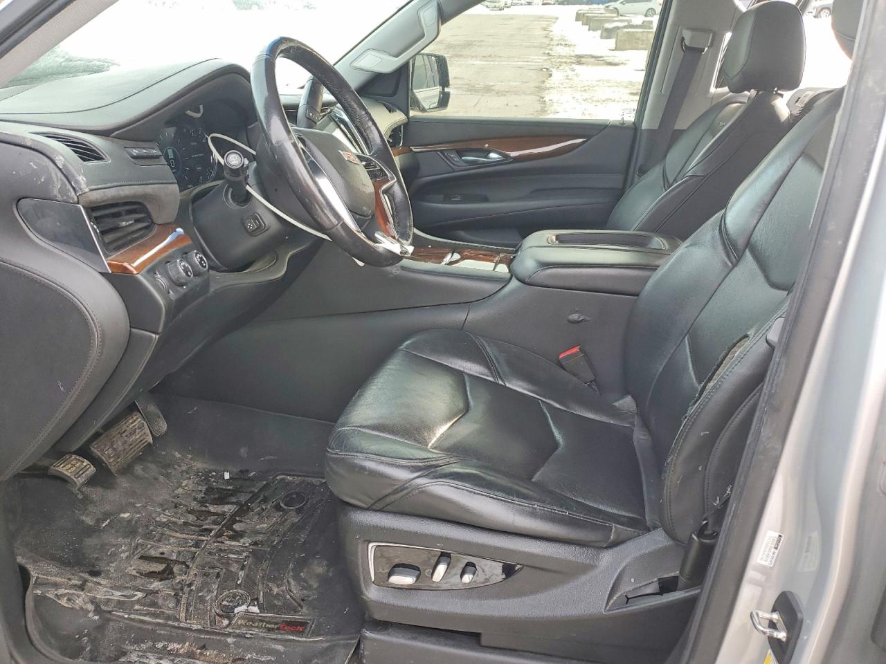 2019 CADILLAC ESCALADE LUXURY photo 13