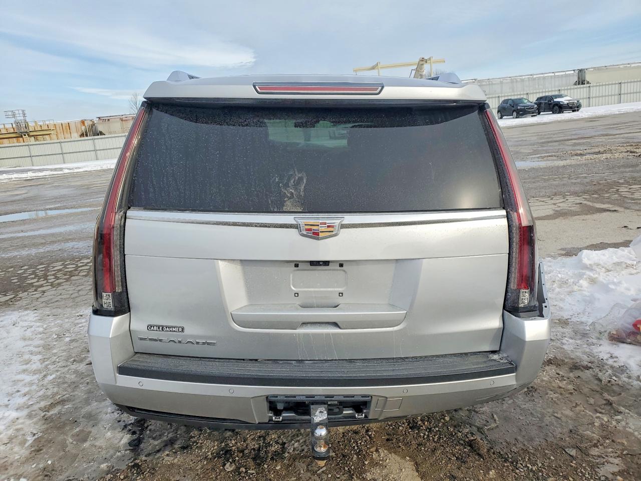 2019 CADILLAC ESCALADE LUXURY photo 11