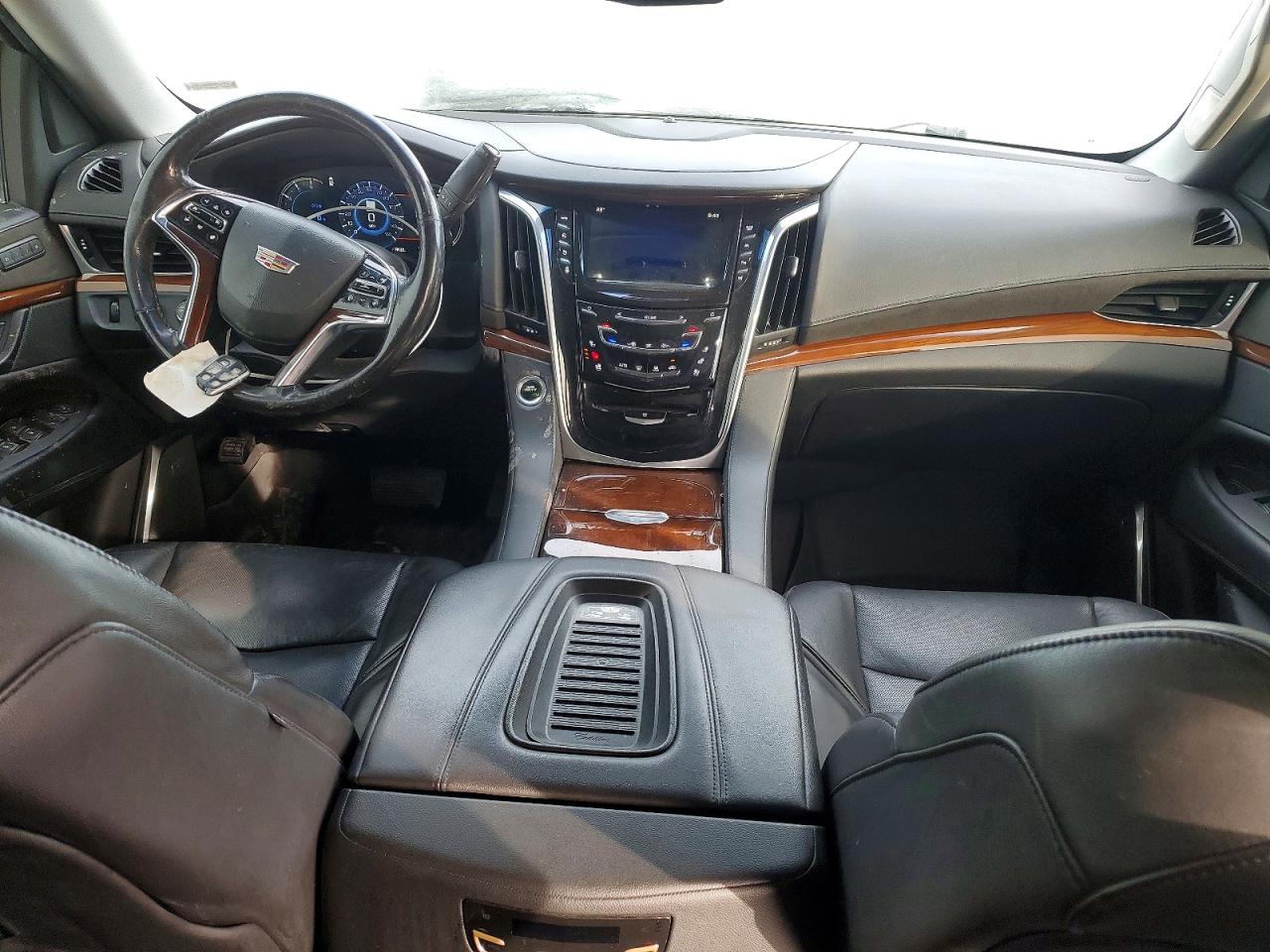2019 CADILLAC ESCALADE LUXURY photo 15
