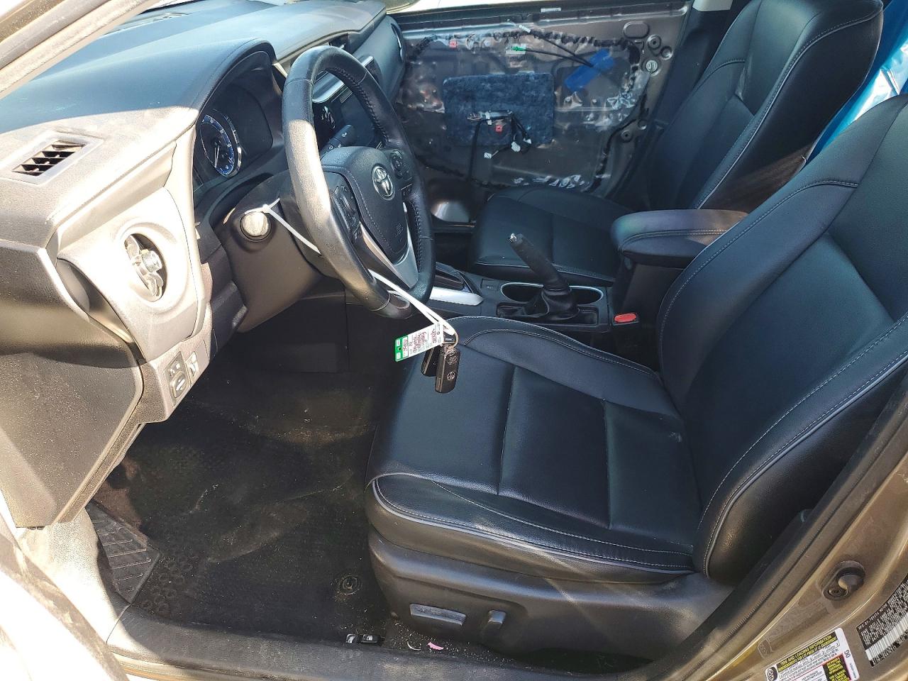 2019 TOYOTA COROLLA L photo 7
