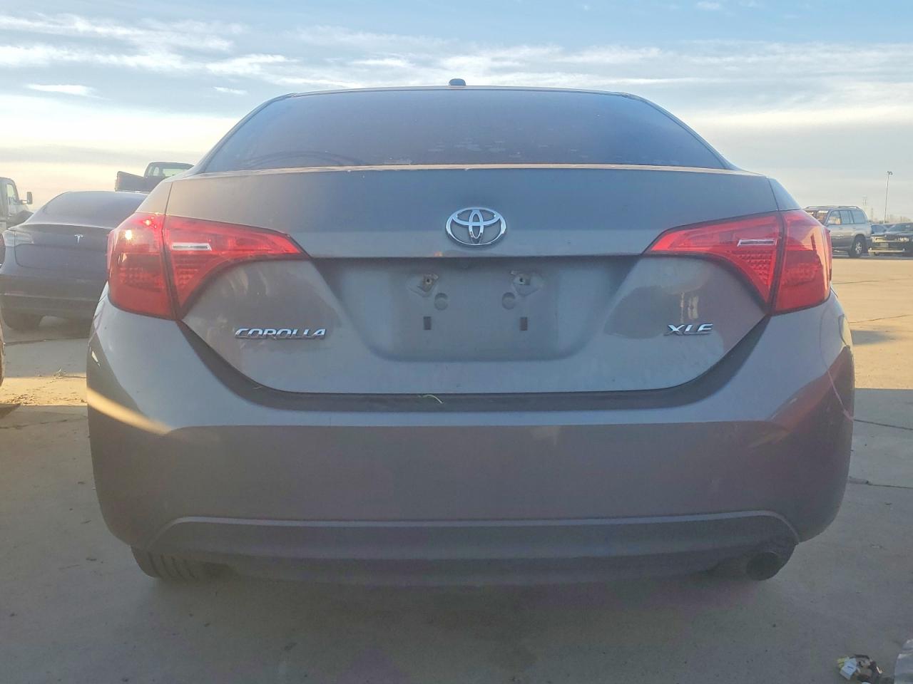 2019 TOYOTA COROLLA L photo 6