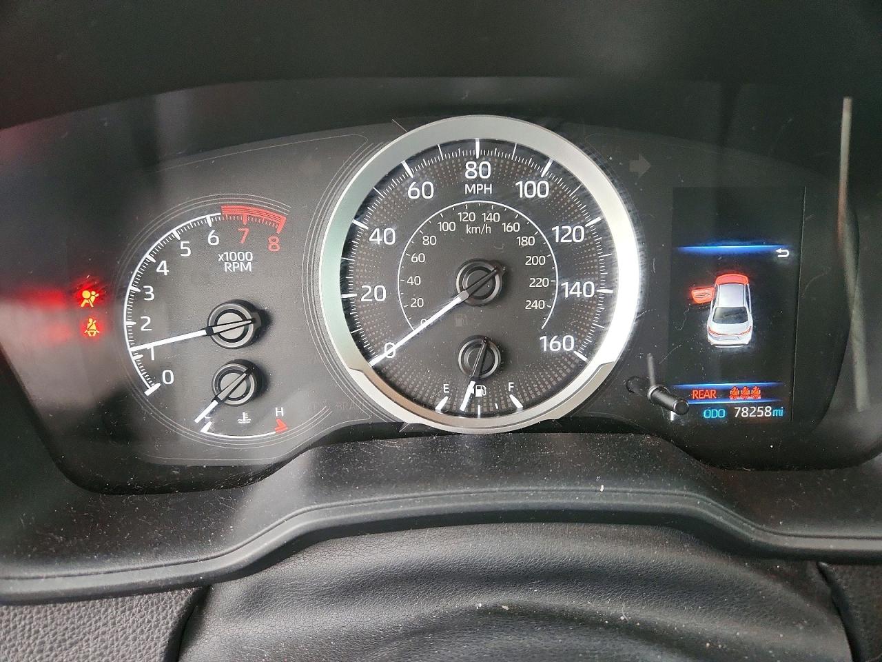 2021 TOYOTA COROLLA LE photo 9