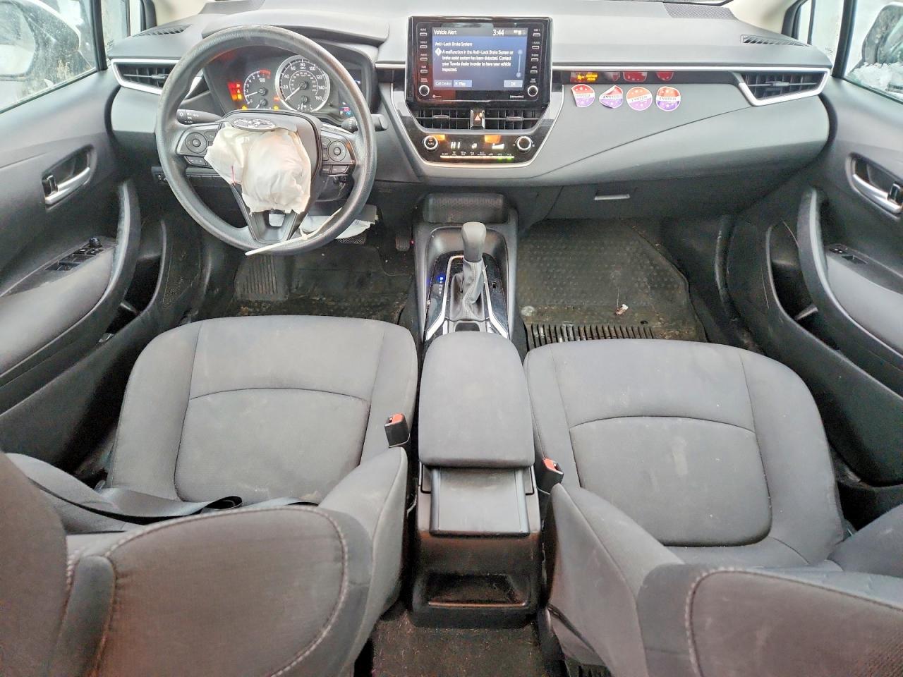 2021 TOYOTA COROLLA LE photo 8