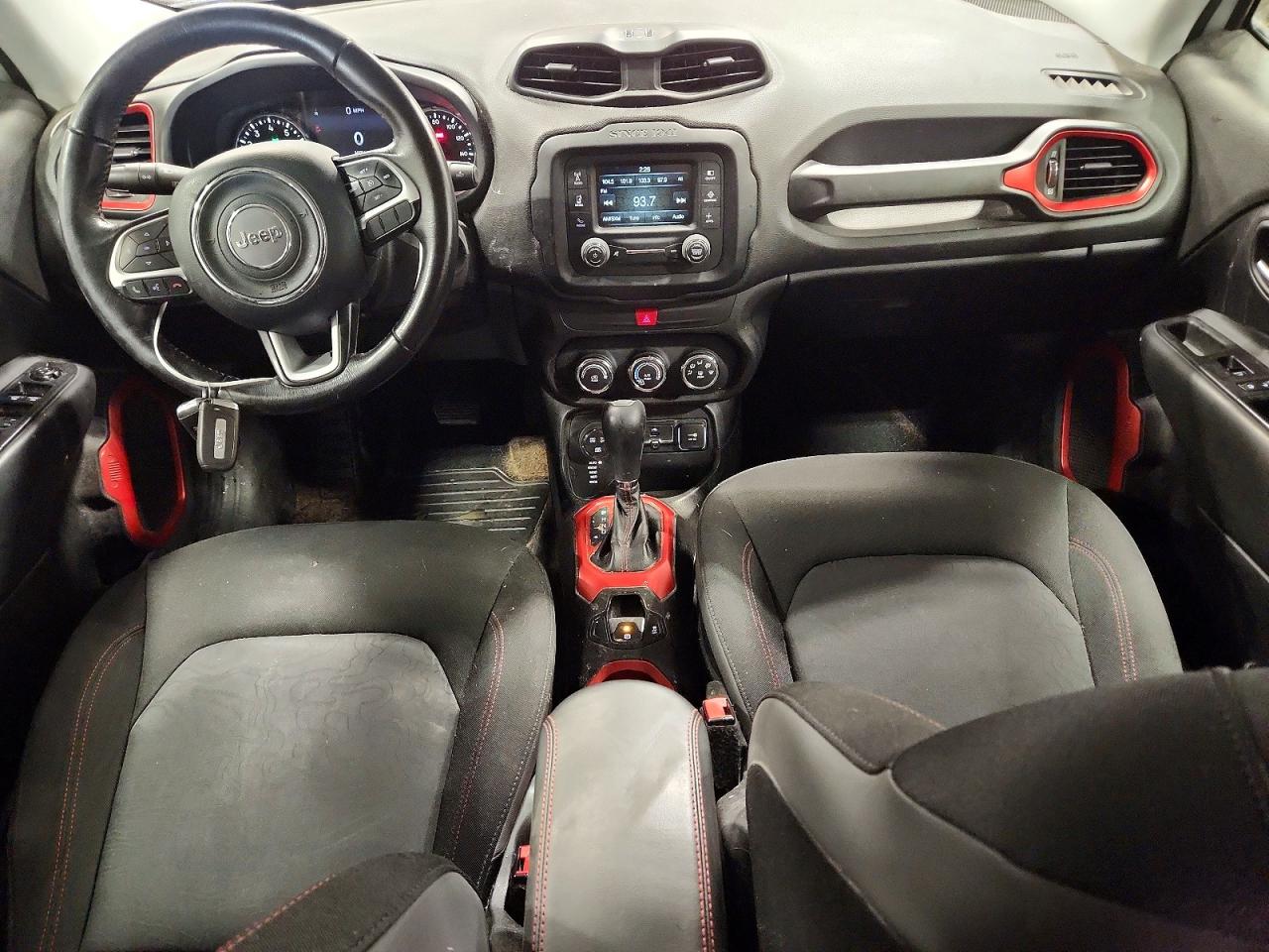 2017 JEEP RENEGADE TRAILHAWK photo 8