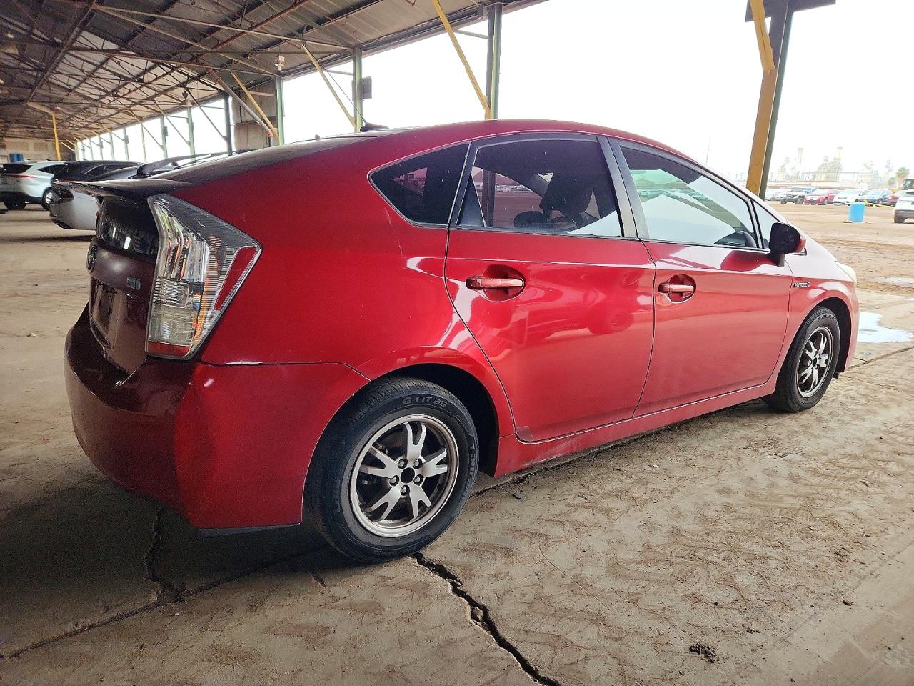 2010 TOYOTA PRIUS photo 3