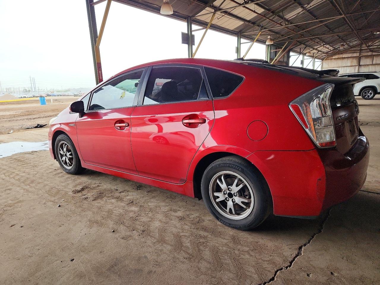 2010 TOYOTA PRIUS photo 2