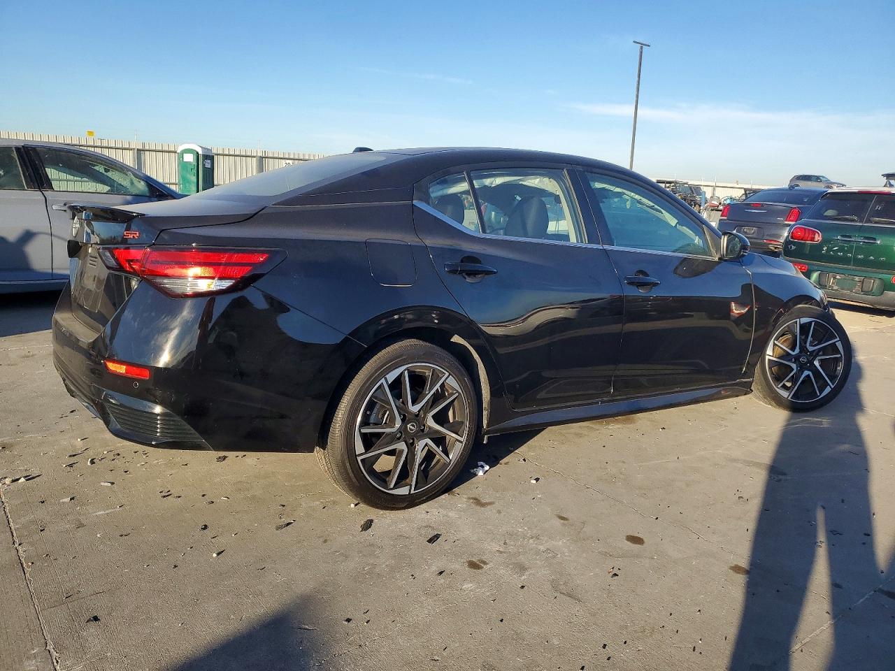 2025 NISSAN SENTRA SR photo 3