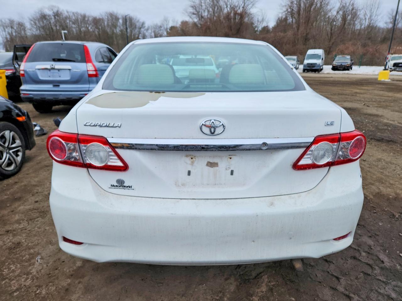 2013 TOYOTA COROLLA LE photo 6