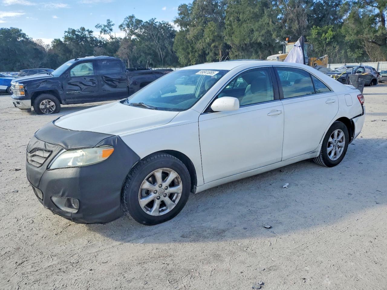2011 TOYOTA CAMRY