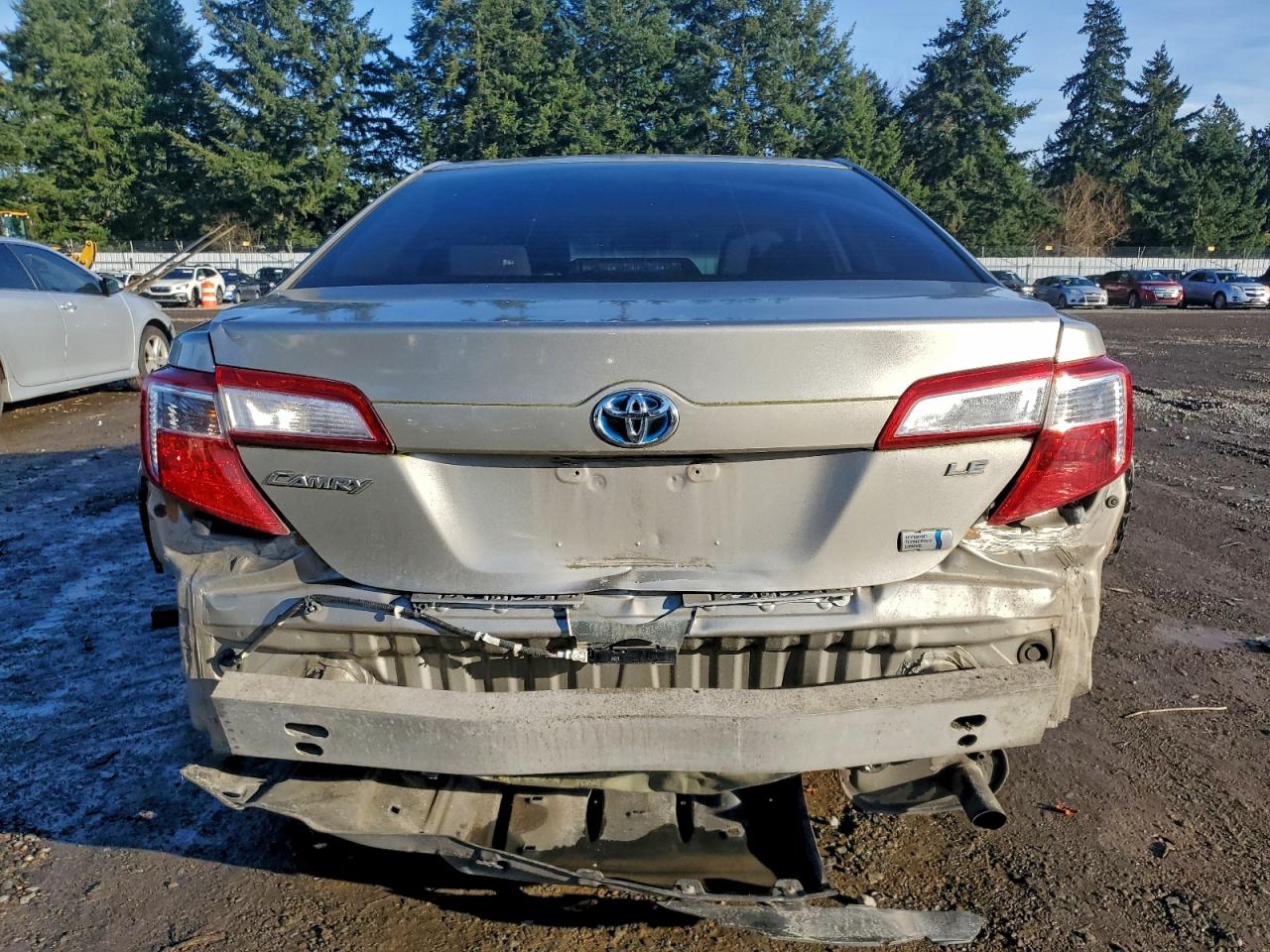 2013 TOYOTA CAMRY HYBRID photo 6