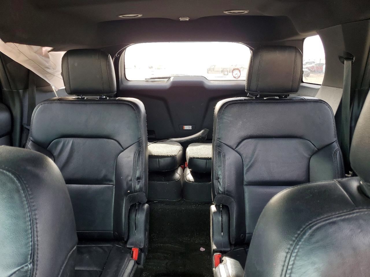 2017 FORD EXPLORER XLT photo 10