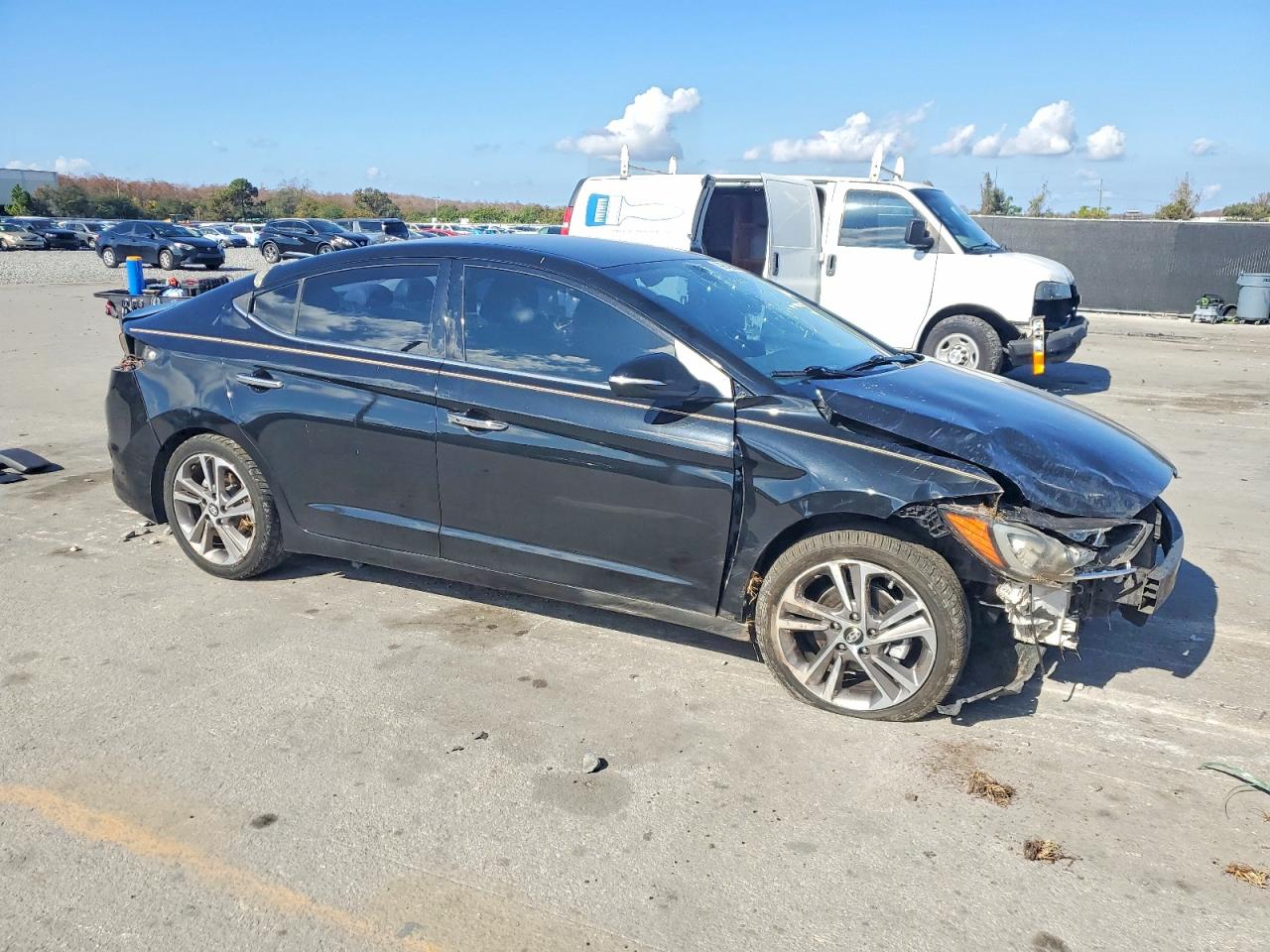 2017 HYUNDAI ELANTRA SE photo 4