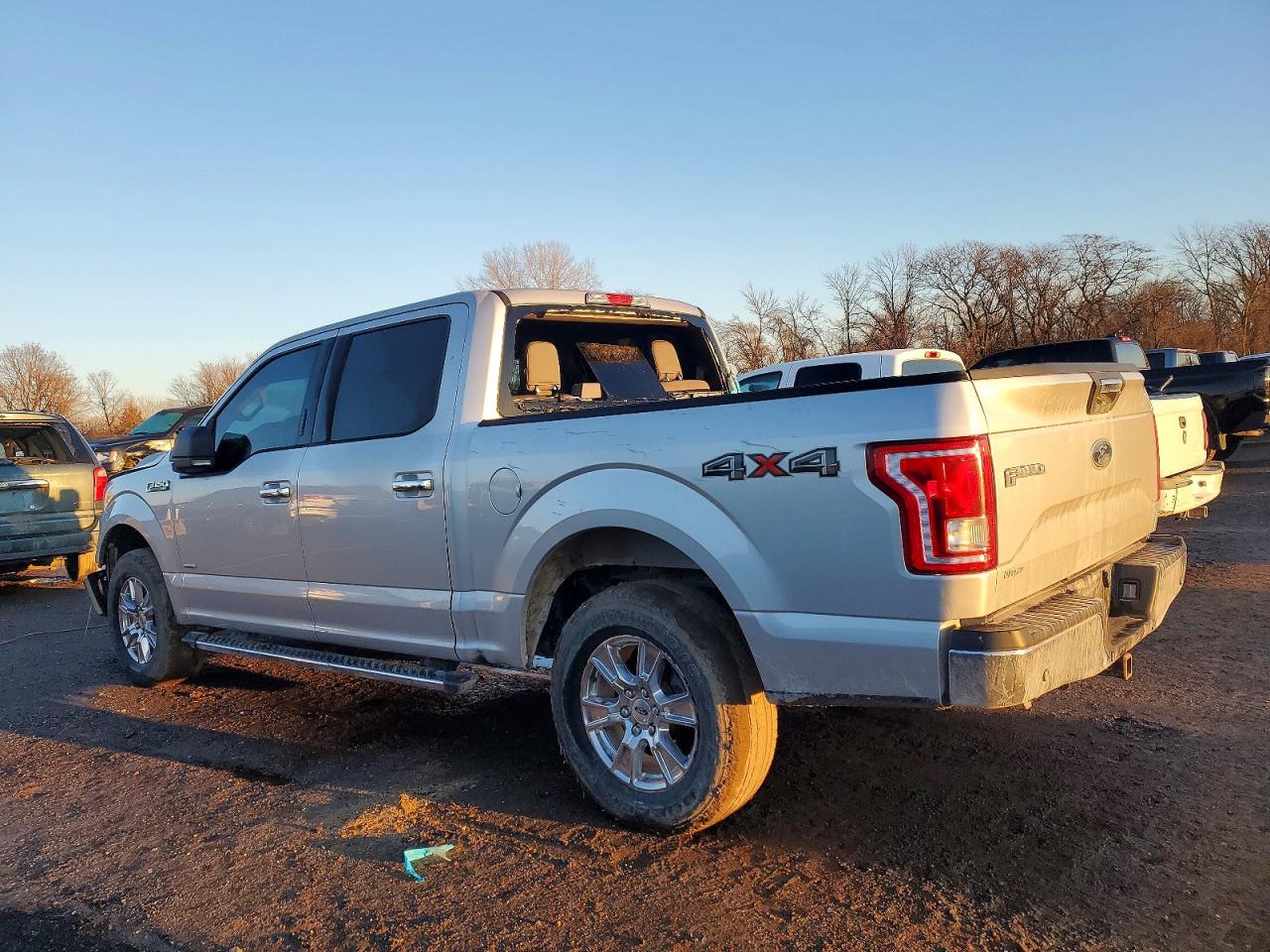 2016 FORD F150 SUPERCREW photo 2